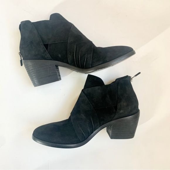 EILEEN FISHER Black Suede Irwin Block Heel Booties Sz 6.5 Comfort Ankle Boot - Picture 7 of 8